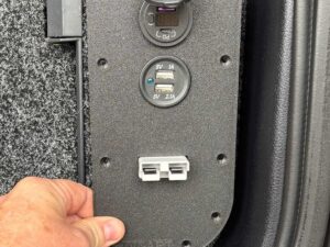 LC200 ARB Drawer Wing Plate – Anderson Plug & Dual Cig Socket Mount
