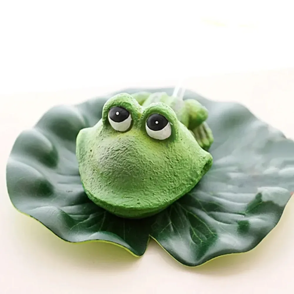 Aquarium Frog Ornament Cute Frog Decor for Fish Tank with Air Bubble Feature