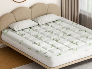Giselle Bedding Pillowtop Mattress Topper 7.5cm Thick Bamboo Pad for Back Pain