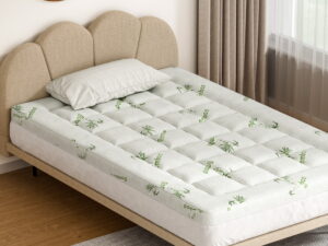 Giselle Bedding Pillowtop Mattress Topper 7.5cm Thick Bamboo Pad for Back Pain