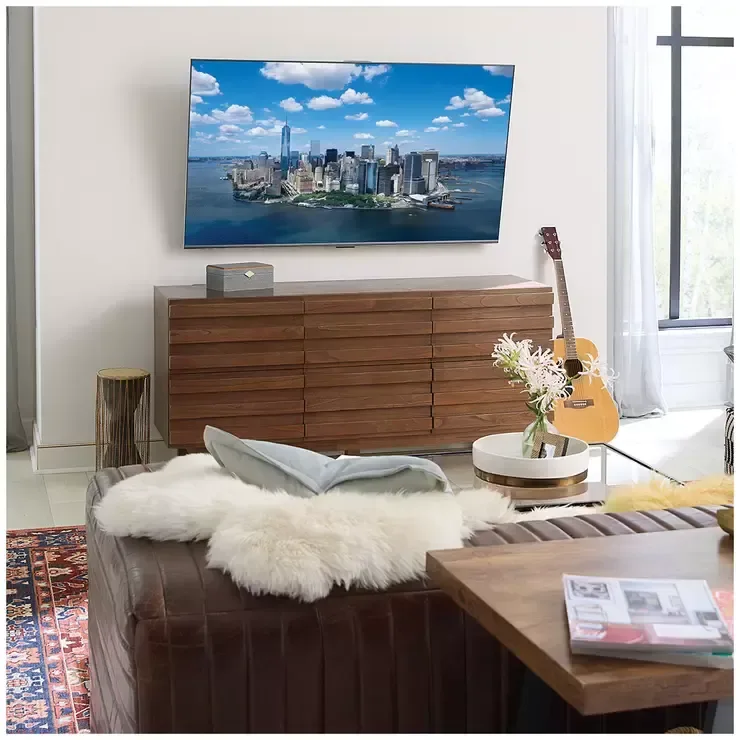 Black Extendable Tilting TV Wall Mount for 42-90 Inch TVs, 68kg Capacity