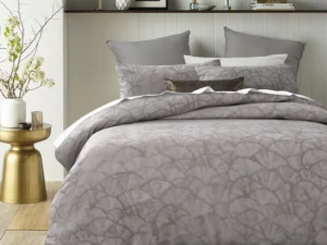 Accessorize Shells Jacquard Quilt Cover Set Queen
