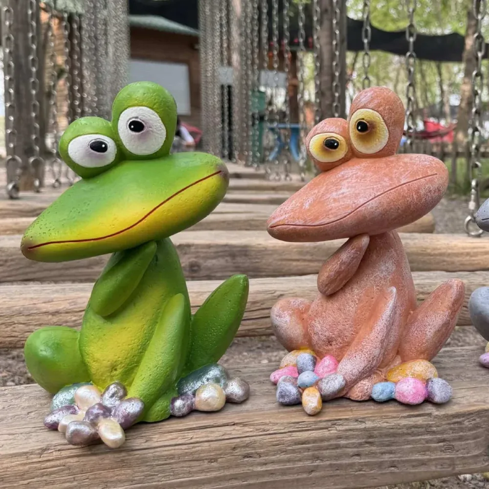 Outdoor Garden Frog Ornament Lawn Statue Animal Decor Resin Craft Sculpture